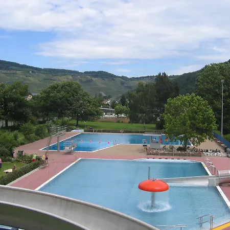Ratskeller - Garni 3* Kröv